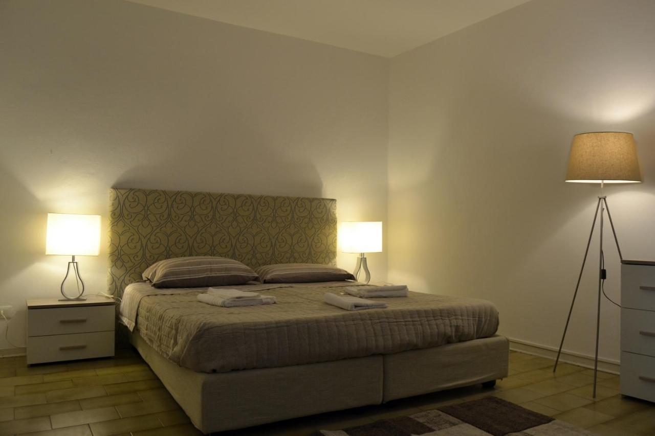 Gabrielli Rooms Et Apartments Sant Antonio Alloggio 4 M0230914084 Верона Екстериор снимка